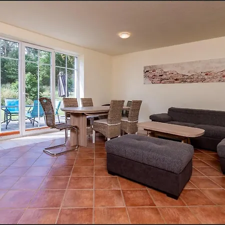F-1108 Haeuser Prosnitz Haus07 Terrasse, Gartennutzung Gustow (Vorpommern-Rugen)